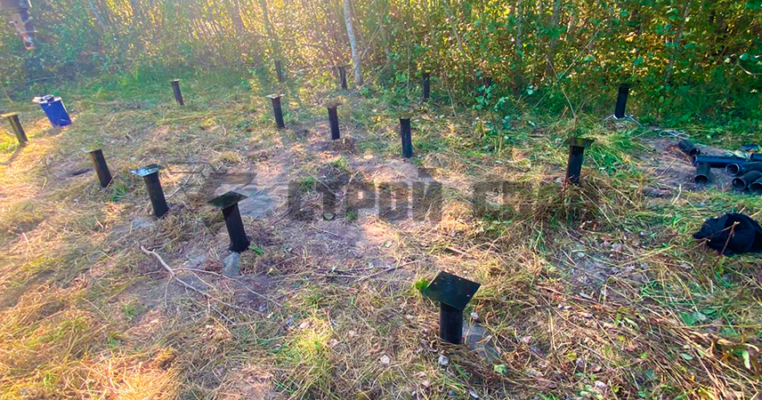 Свайно-винтовой фундамент в местности Нити-Поле